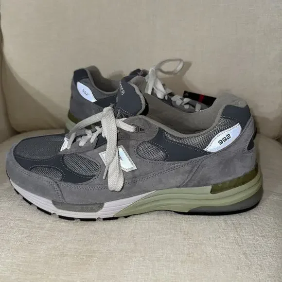 New Balance 992 MiUSA Grey Silver Metallic Men's U992GY - Size 12 4E Wide BNWT
